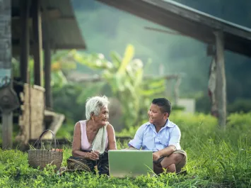 Image of intergenerational learning